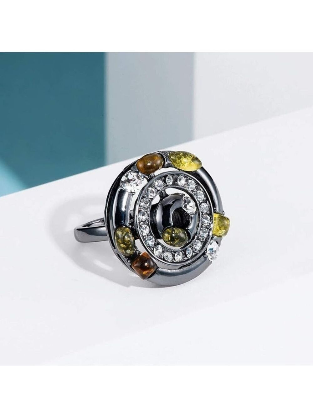 Round Shape Colorful Crystal Setting Statement Ring - Picture 5 of 6